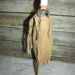 Crossbody w/ Grommet